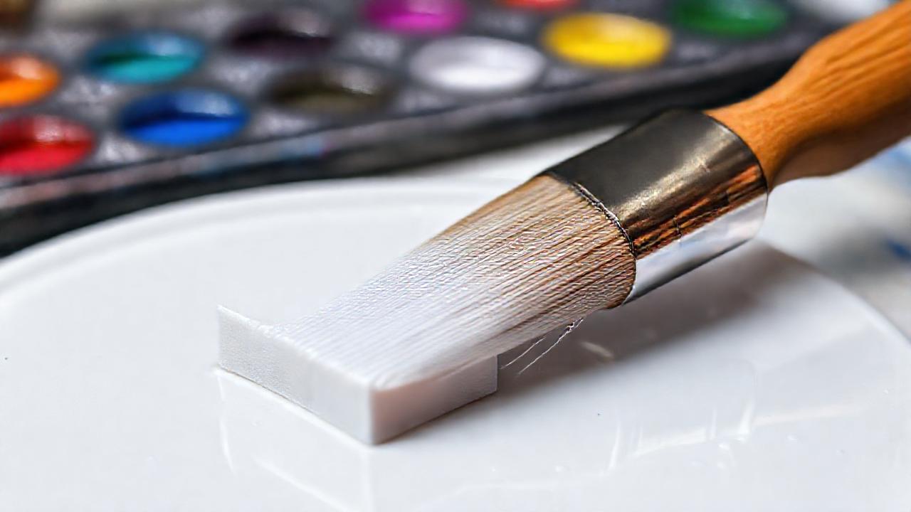Parte 3D impresa, detalles brillantes y coloridos